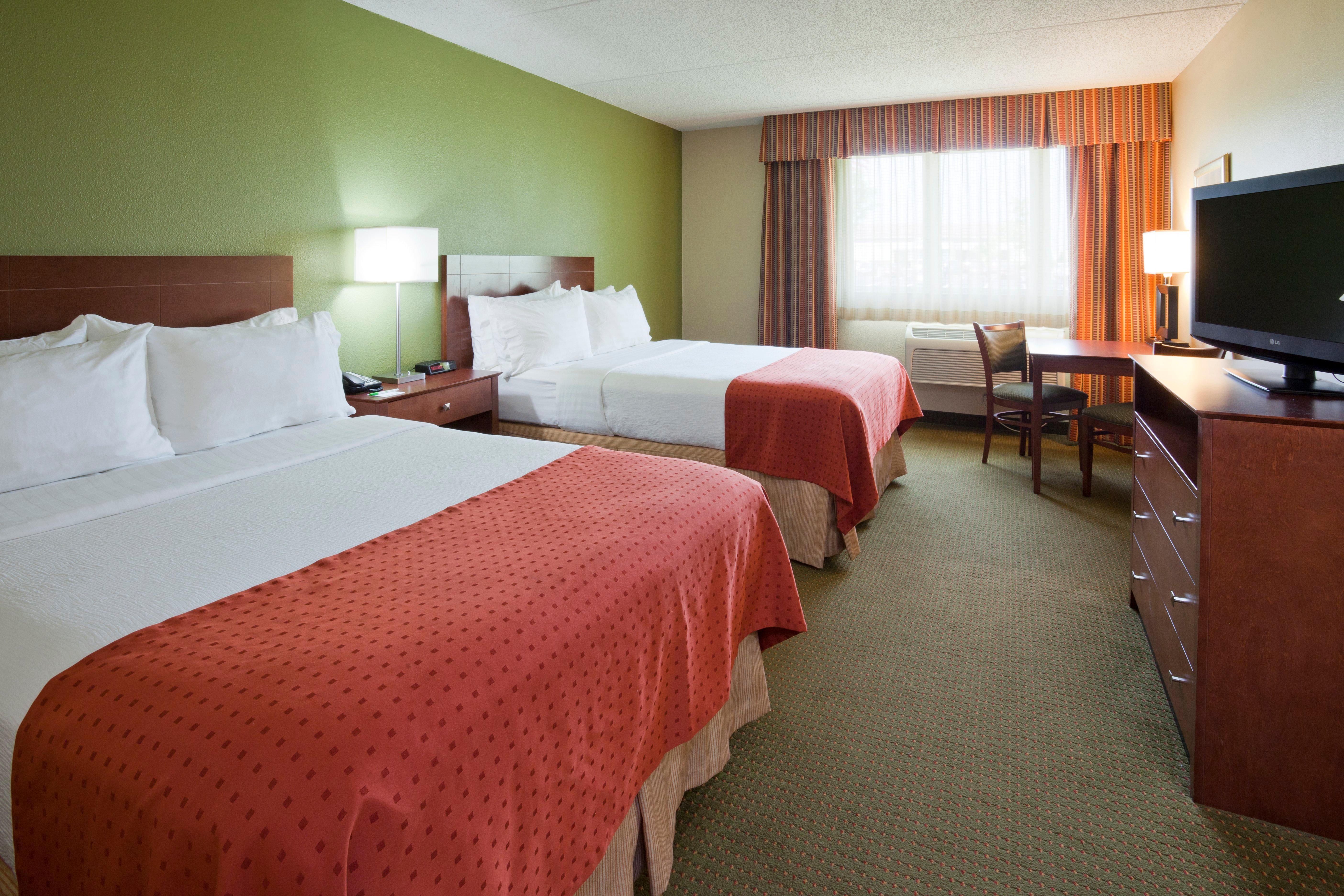 Doubletree By Hilton Austin, Mn Hotel Exterior photo