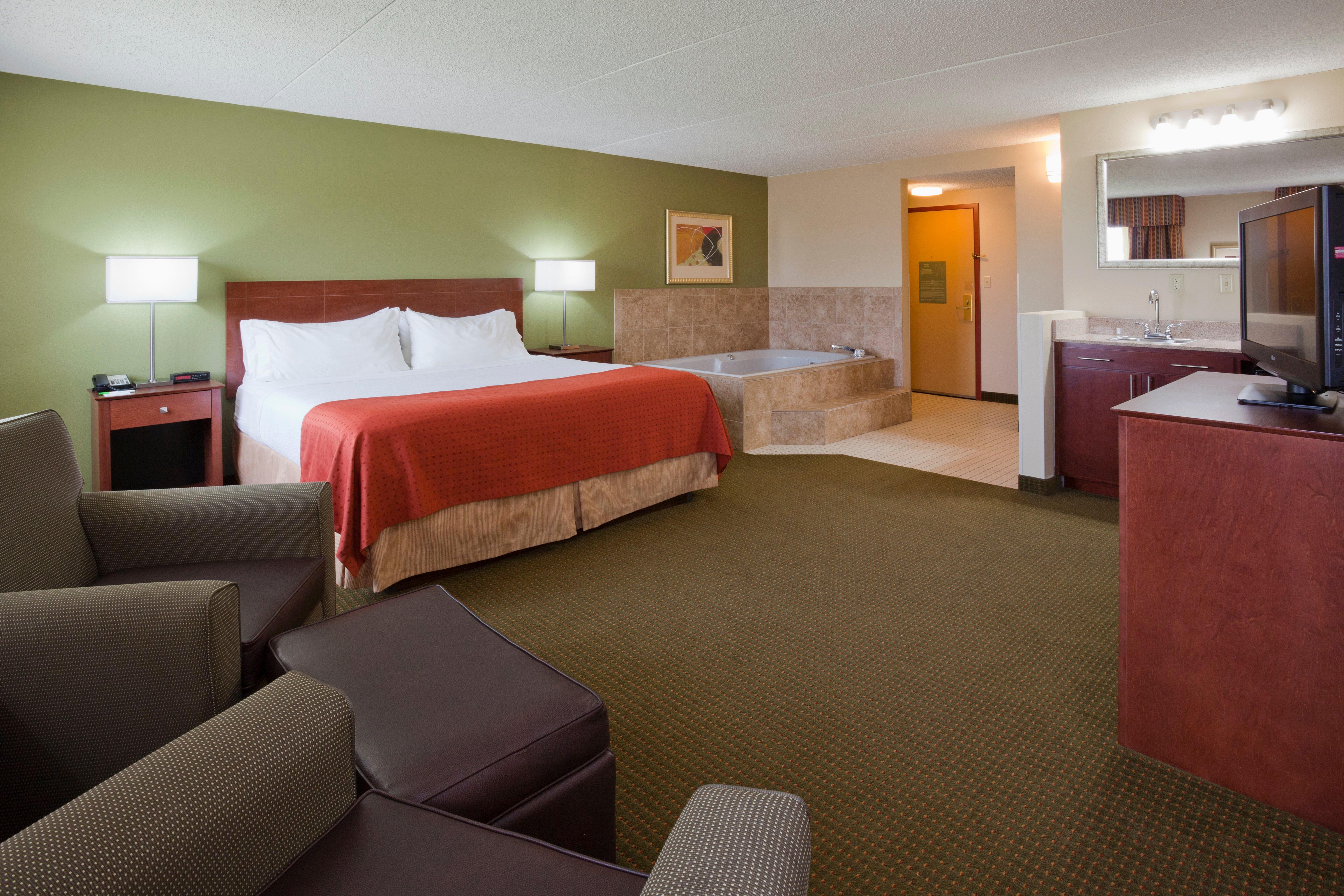 Doubletree By Hilton Austin, Mn Hotel Exterior photo