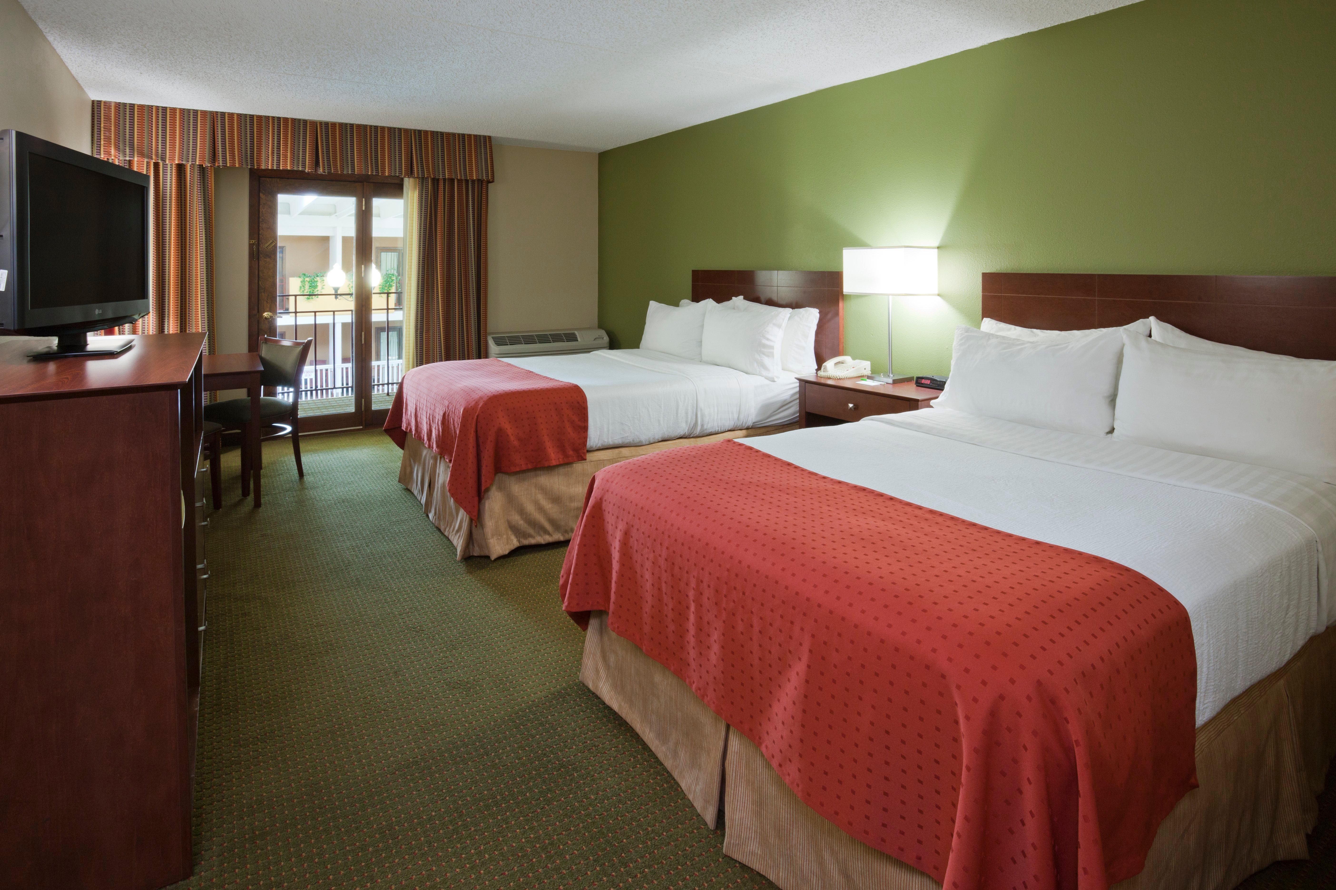 Doubletree By Hilton Austin, Mn Hotel Exterior photo
