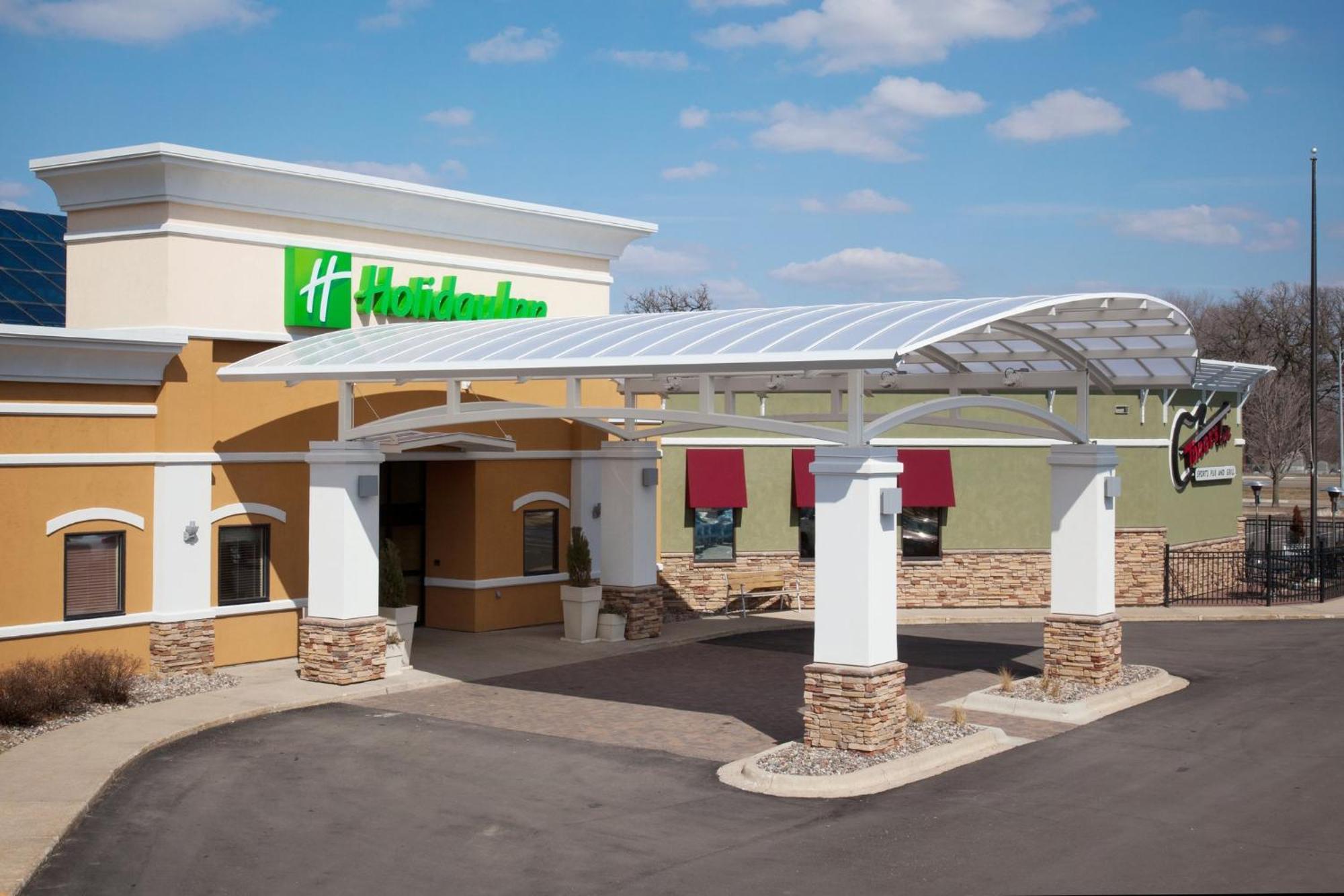 Doubletree By Hilton Austin, Mn Hotel Exterior photo